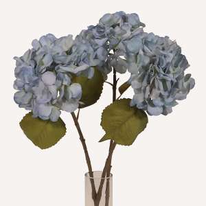 En elegant Hortensia blå Honshu, Konstgjord hortensia 64 cm hög med naturligt utseende och känsla. Detaljerad utformning med realistiskt bladverk. 
