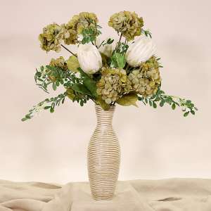 En elegant Sophorae vit snittgrönt, Konstgjord sophorae snittgrönt 80 cm hög med naturligt utseende och känsla. Detaljerad utformning med realistiskt bladverk. 