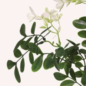 En elegant Sophorae vit snittgrönt, Konstgjord sophorae snittgrönt 80 cm hög med naturligt utseende och känsla. Detaljerad utformning med realistiskt bladverk. 